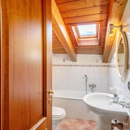 Appartamento Nel Borgo Di Châtillon