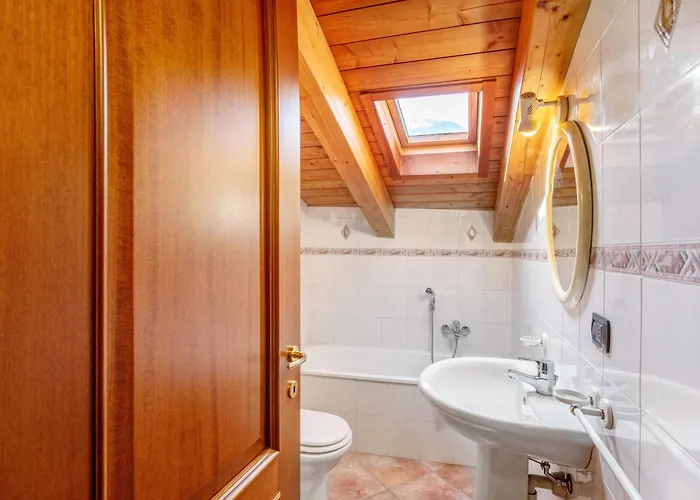 Appartamento Nel Borgo Di Châtillon